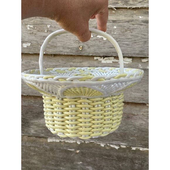 Vintage 1950s Porcelain Openwork Wicker Style Basket Yellow White - Picture 2 of 14
